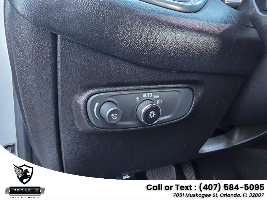 2019 Chevrolet Equinox LT - Photo 19