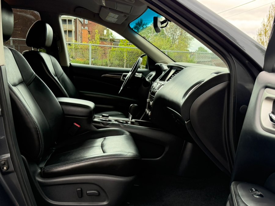 2014 Nissan Pathfinder SL - Photo 17