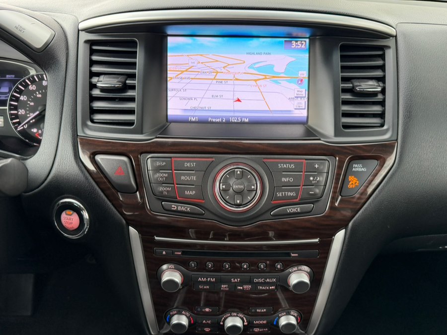 2014 Nissan Pathfinder SL - Photo 24