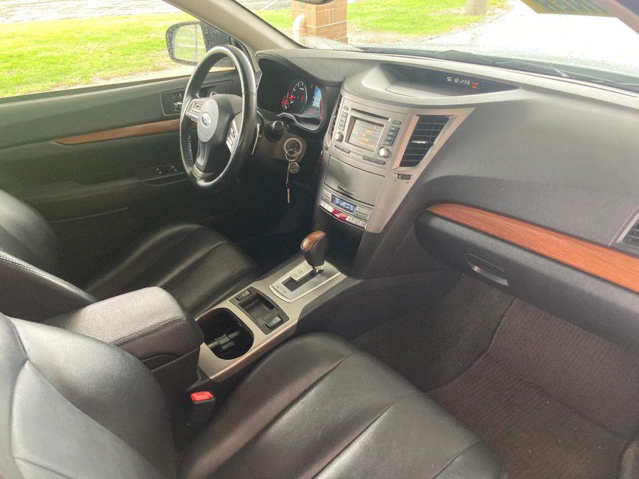 Subaru Outback photo 17