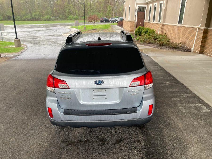 Subaru Outback photo 7