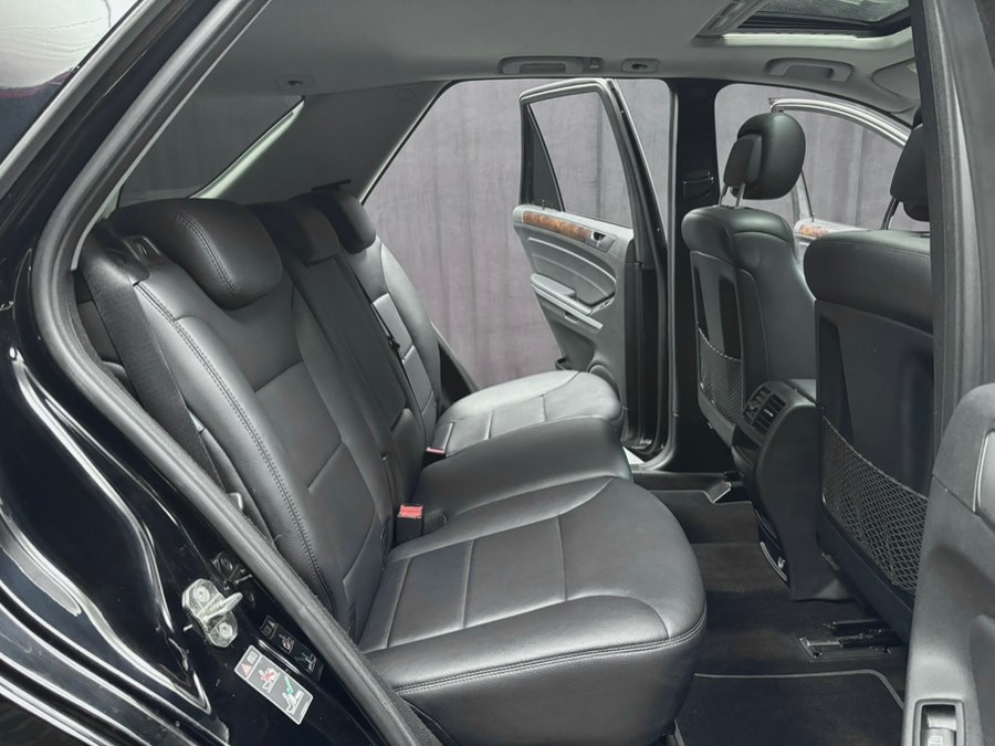 2010 Mercedes-Benz M-Class ML550 - Photo 27