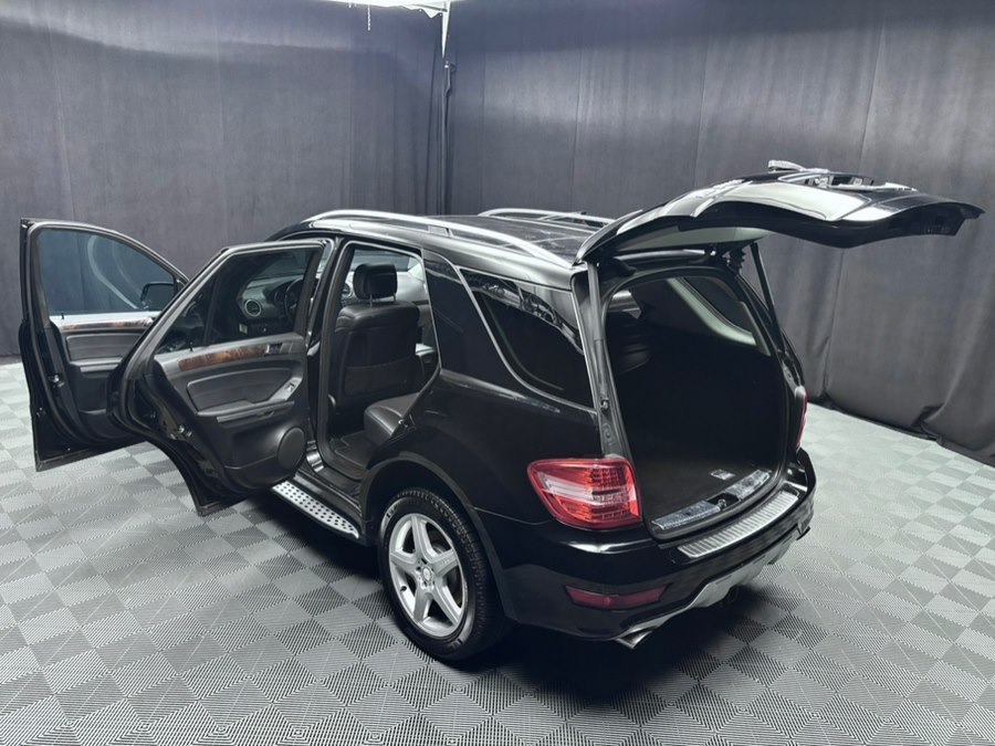 2010 Mercedes-Benz M-Class ML550 - Photo 18