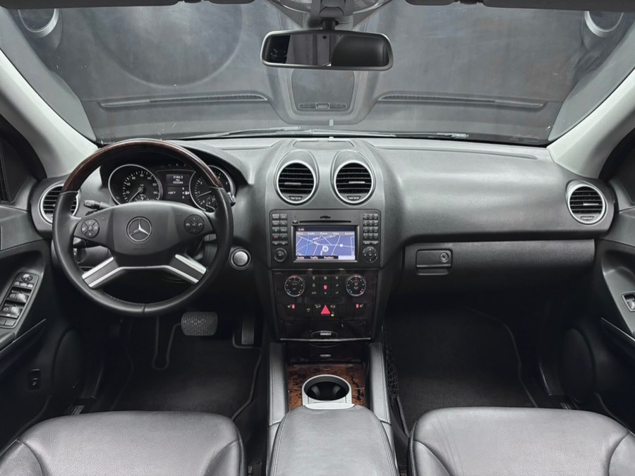 2010 Mercedes-Benz M-Class ML550 - Photo 34