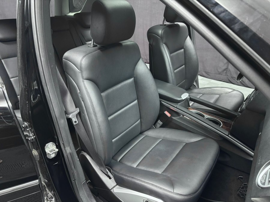 2010 Mercedes-Benz M-Class ML550 - Photo 30
