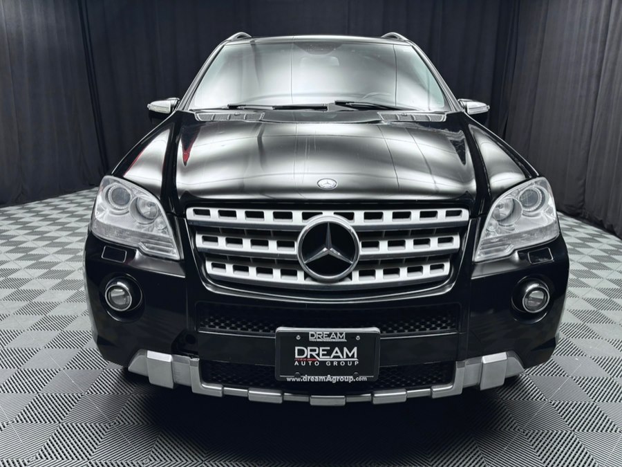 2010 Mercedes-Benz M-Class ML550 - Photo 8
