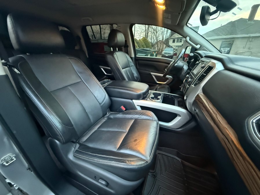 2017 Nissan Titan XD SL - Photo 15