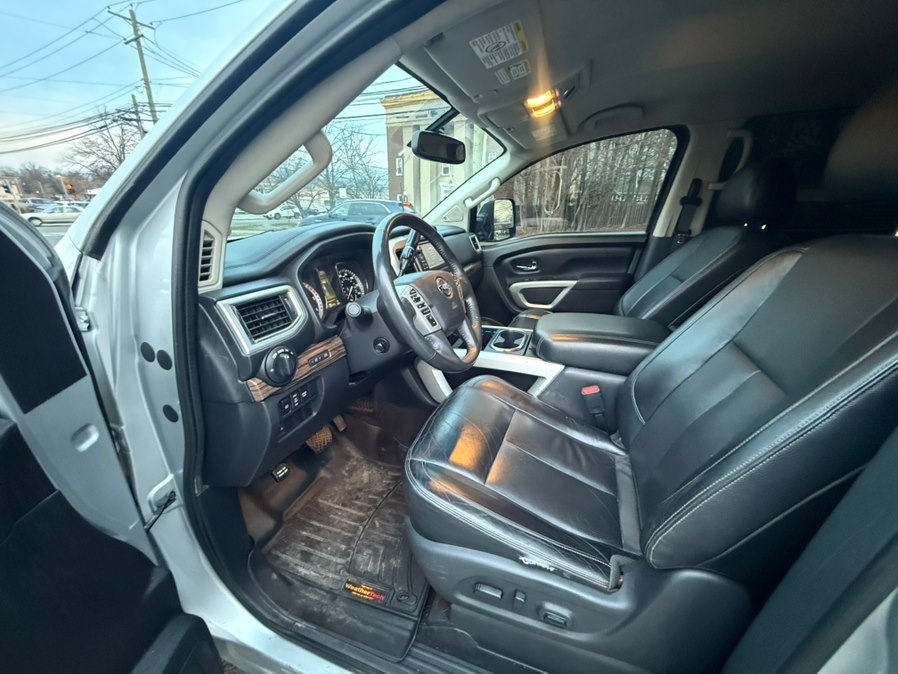 2017 Nissan Titan XD SL - Photo 12