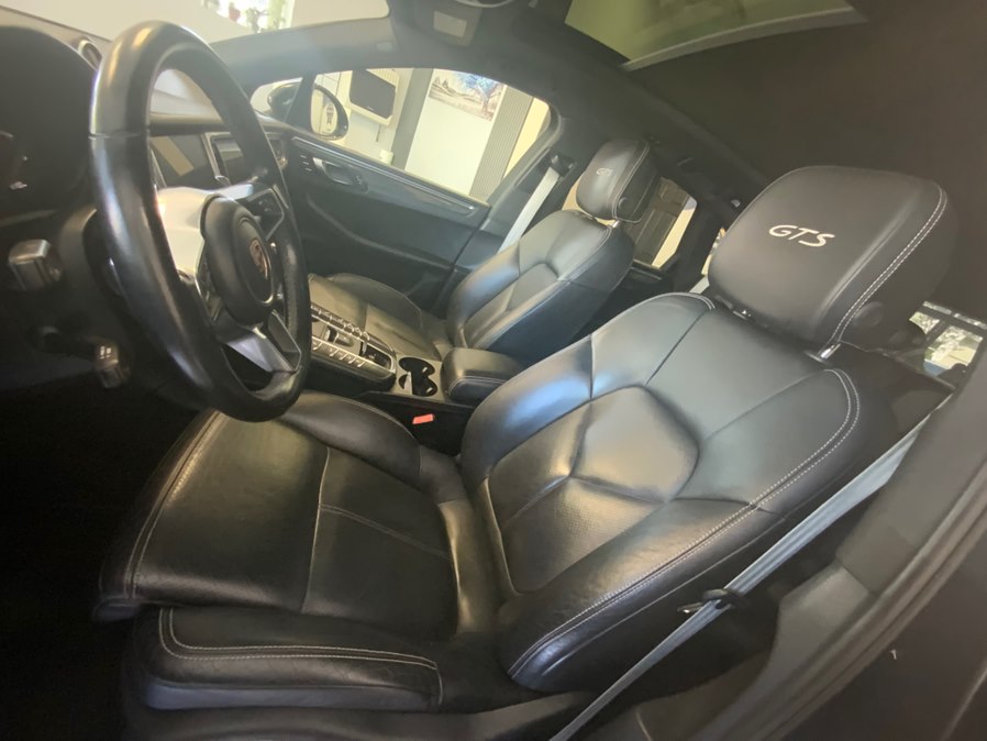 2017 Porsche Macan GTS - Photo 11