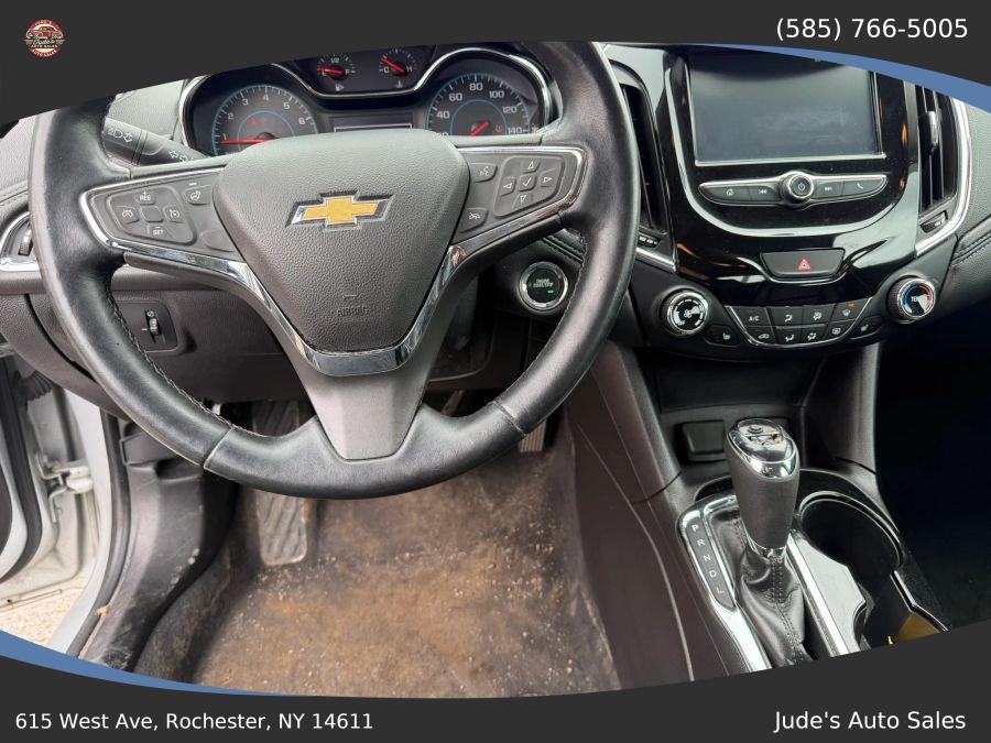Chevrolet Cruze photo 10