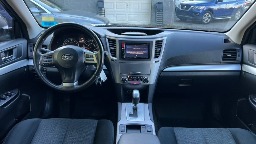 2013 Subaru Outback Premium - Photo 20