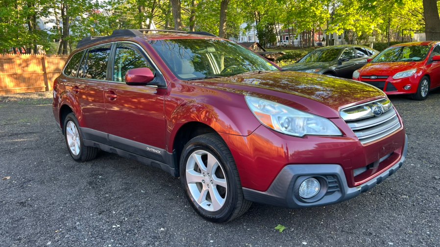 2013 Subaru Outback Premium - Photo 3