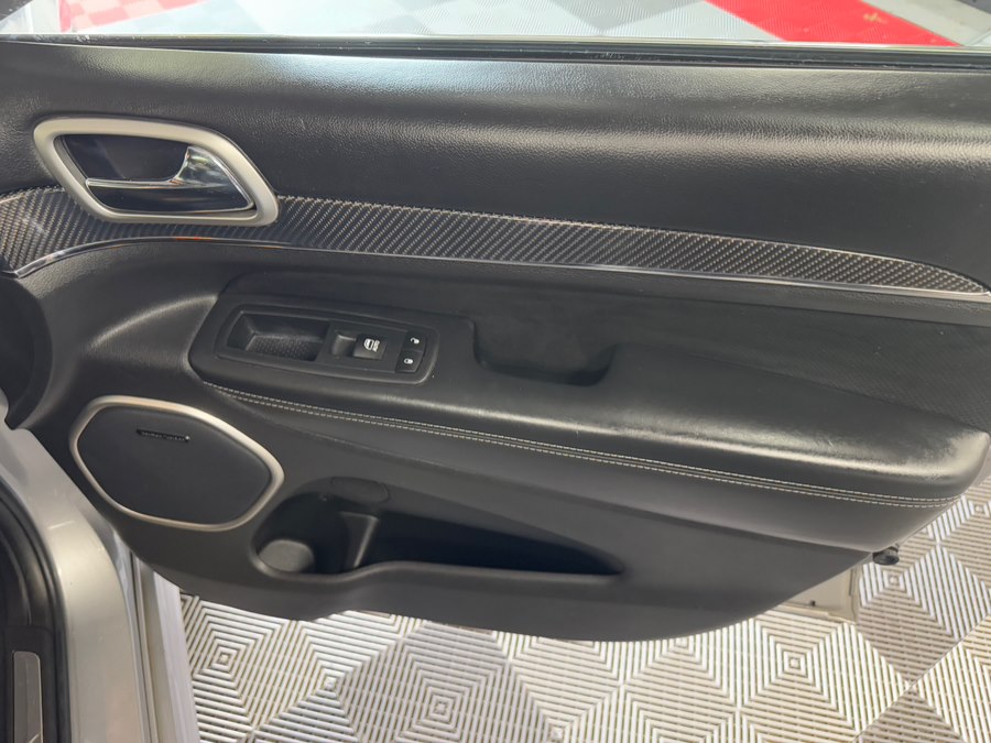 2015 Jeep Grand Cherokee SRT - Photo 15