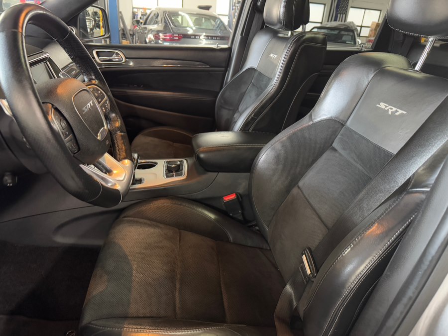 2015 Jeep Grand Cherokee SRT - Photo 9