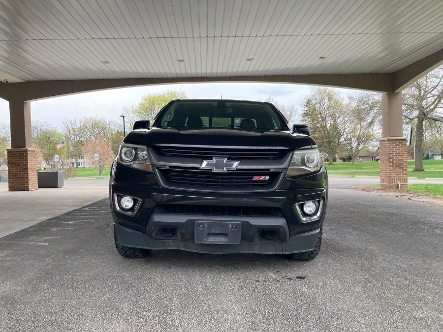 Chevrolet Colorado Extended Cab photo 12