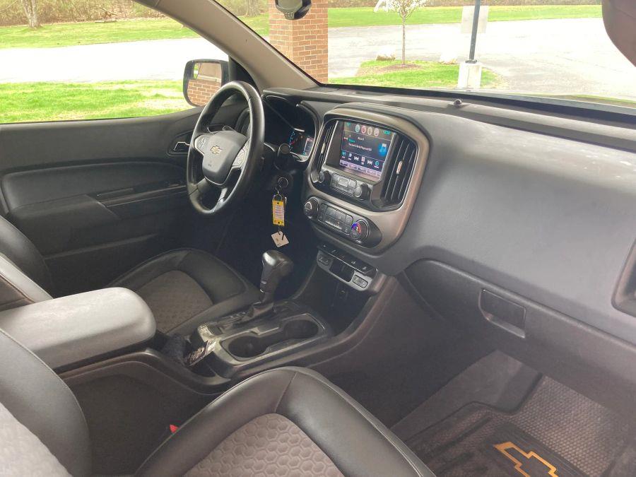 Chevrolet Colorado Extended Cab photo 14
