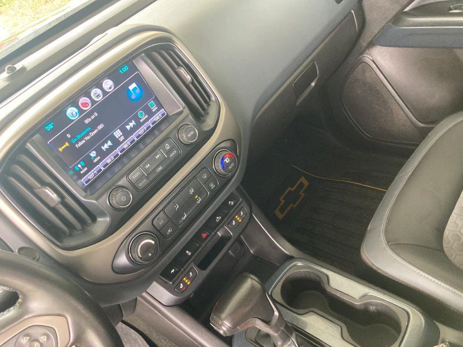 Chevrolet Colorado Extended Cab photo 21