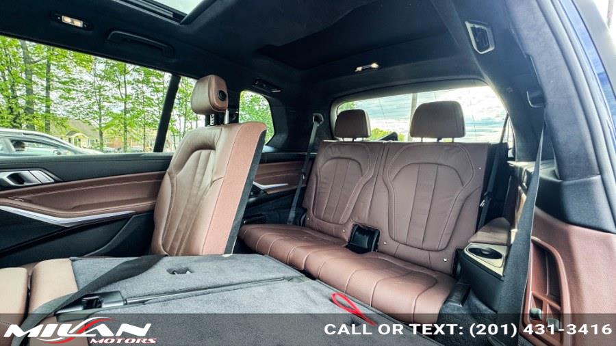 2021 BMW X7 40i - Photo 9