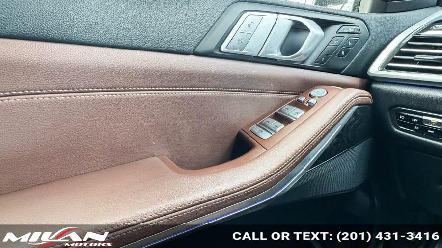 2021 BMW X7 40i - Photo 23