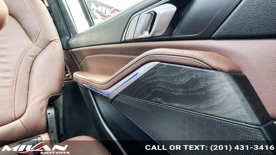 2021 BMW X7 40i - Photo 21