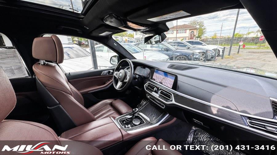 2021 BMW X7 40i - Photo 16