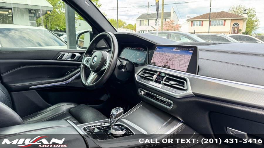 2020 BMW X5 M50i - Photo 14