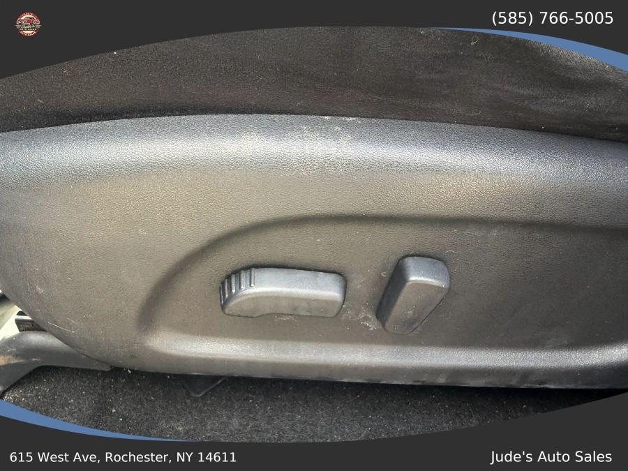 Nissan Pathfinder photo 11
