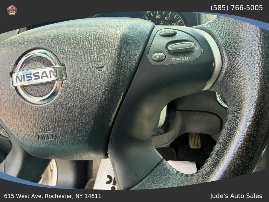 Nissan Pathfinder photo 15