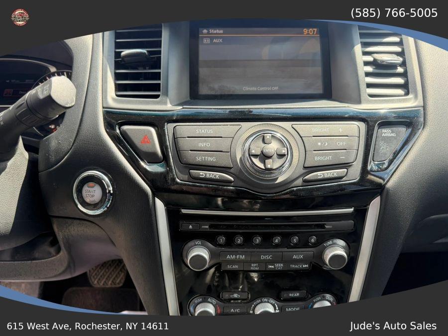 Nissan Pathfinder photo 18