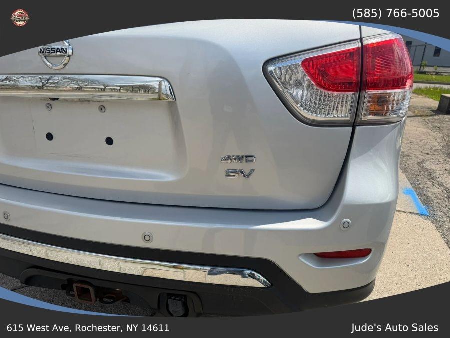 Nissan Pathfinder photo 9