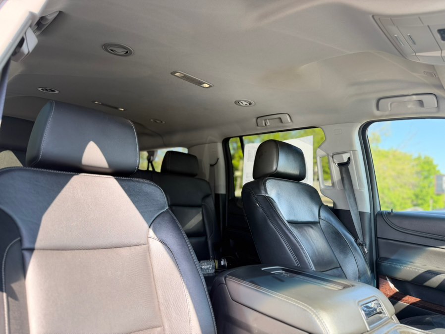 2019 GMC Yukon XL SLT - Photo 16