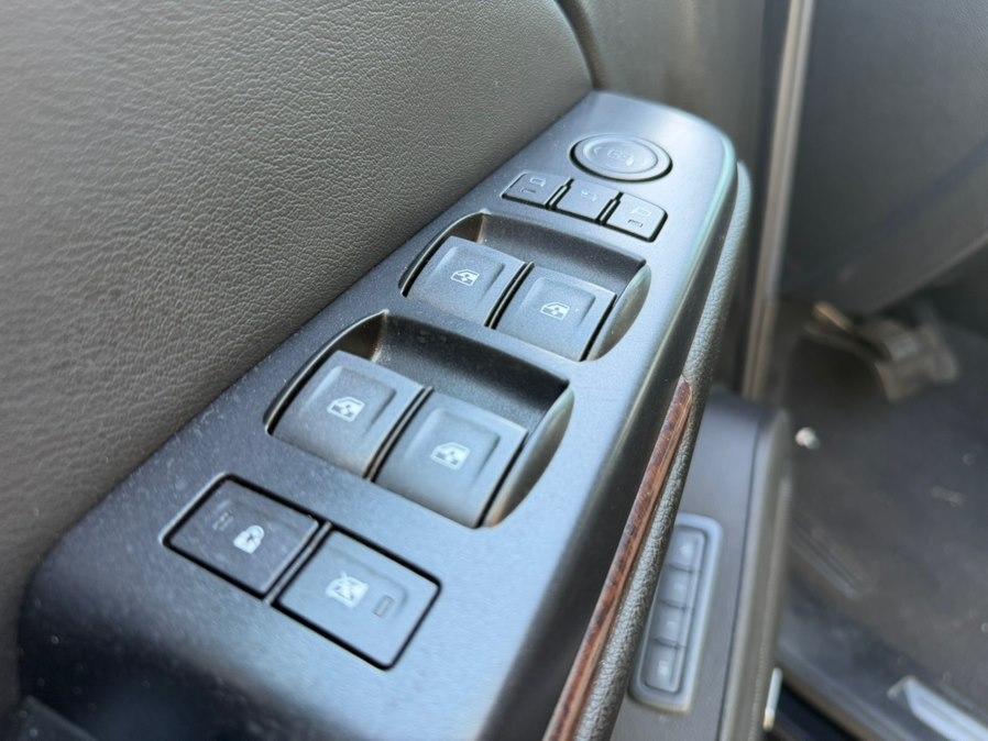 2019 GMC Yukon XL SLT - Photo 32