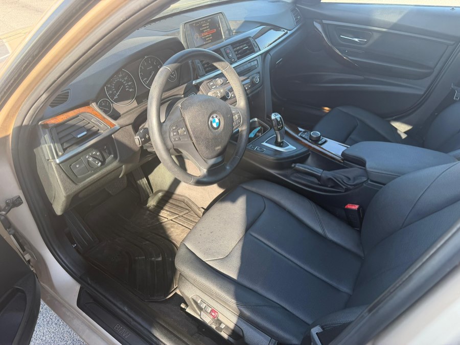 2015 BMW 3 Series 320i - Photo 6