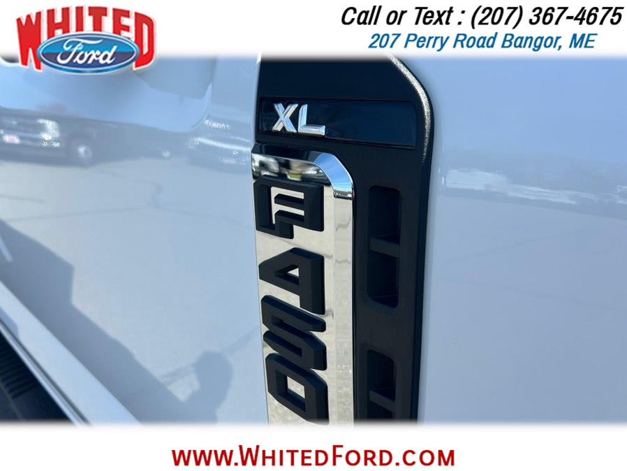 2025 Ford F-450 Super Duty Chassis Cab XL - Photo 6