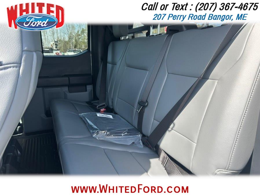 2025 Ford F-450 Super Duty Chassis Cab XL - Photo 14
