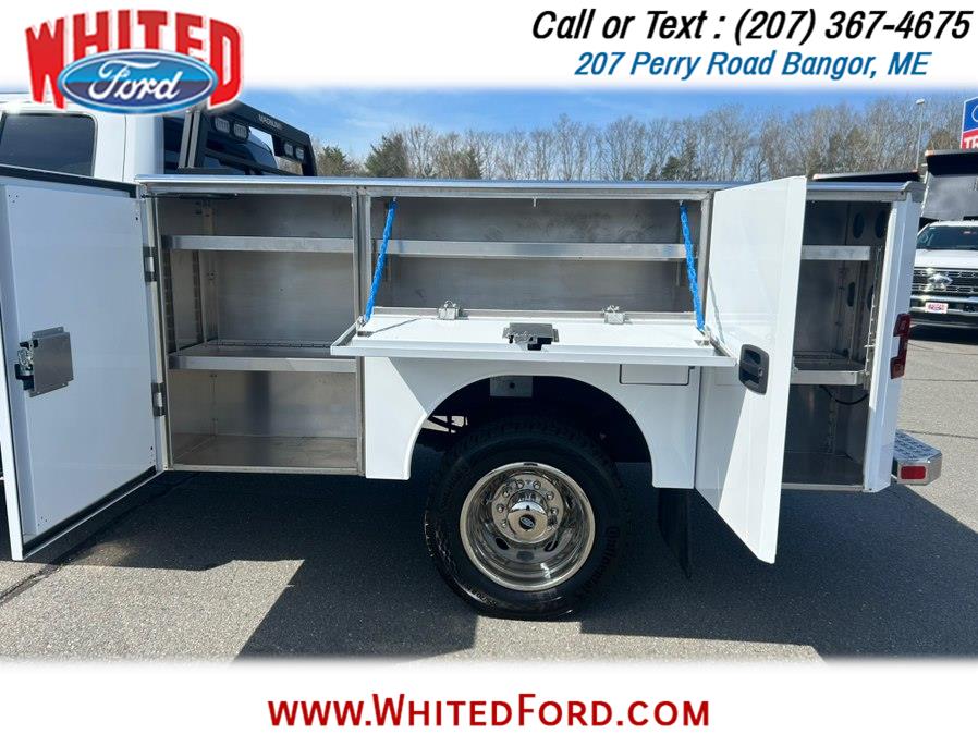 2025 Ford F-450 Super Duty Chassis Cab XL - Photo 12