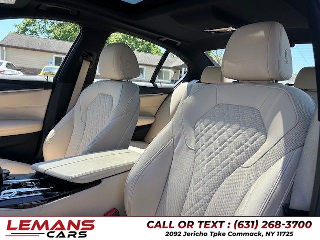 2023 BMW 5 Series 530i - Photo 11