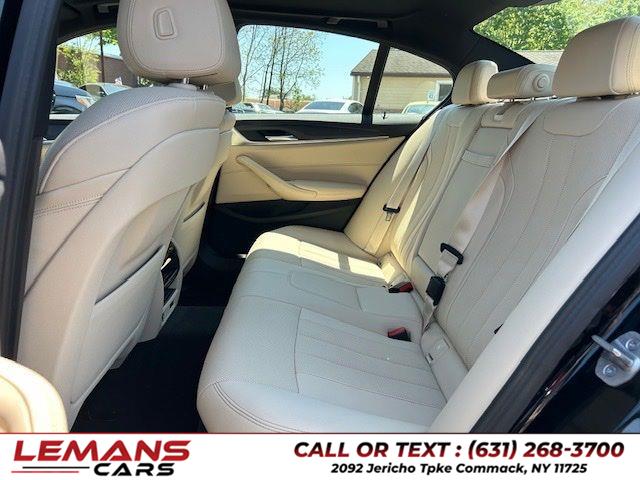 2023 BMW 5 Series 530i - Photo 17