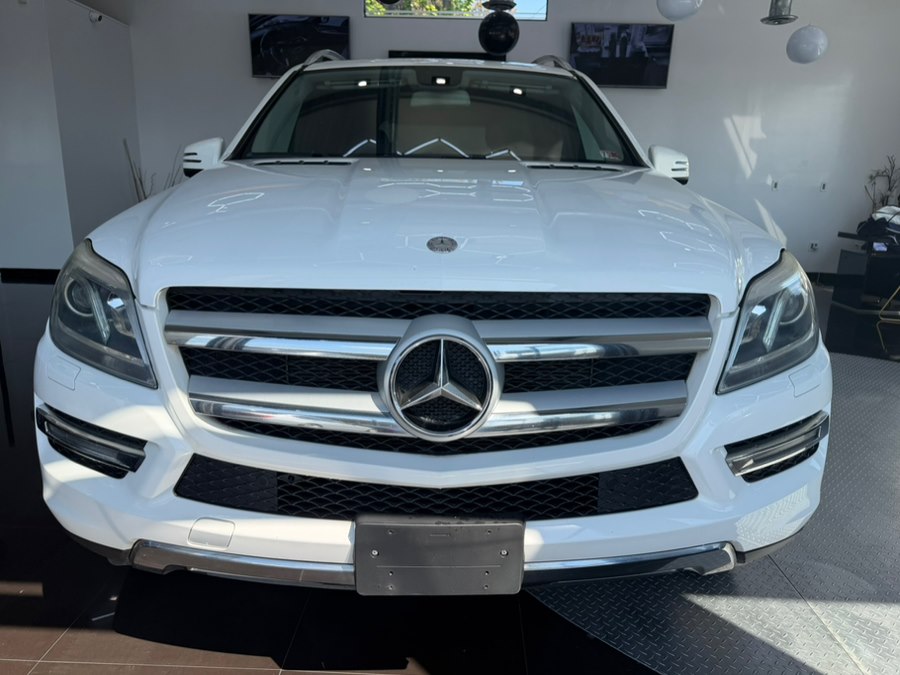 White 2015 Mercedes-Benz GL-Class GL 450 4MATIC SUV / Crossover All-Wheel Drive Automatic