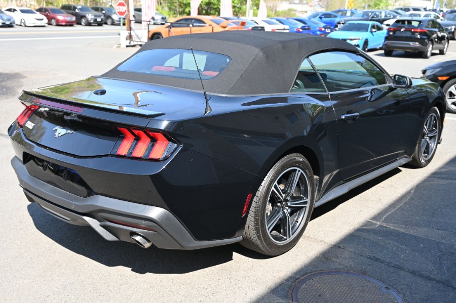 2024 Ford Mustang EcoBoost Premium - Photo 11