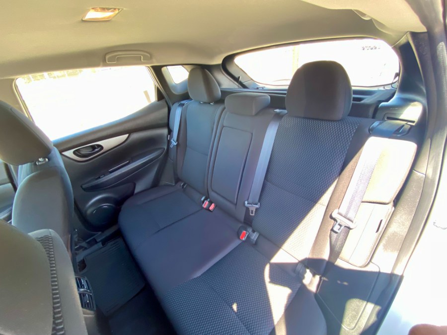 2020 Nissan Rogue Sport S - Photo 9