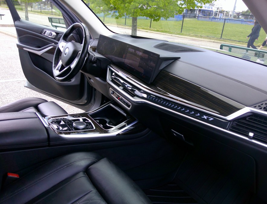 2023 BMW X7 40i - Photo 91