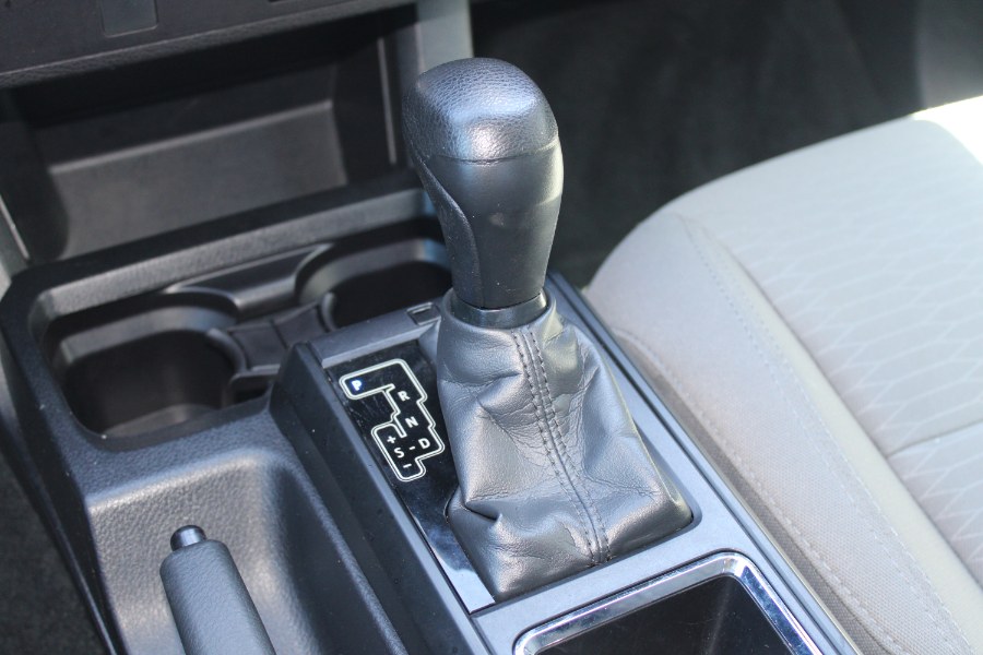 2019 Toyota Tacoma SR - Photo 37