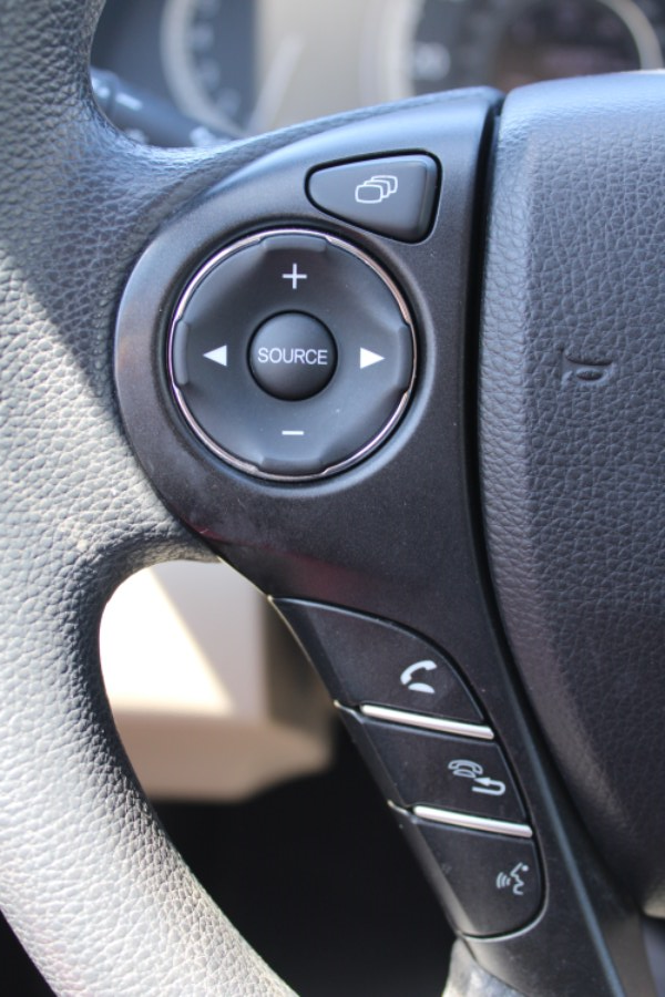 2013 Honda Accord LX - Photo 28