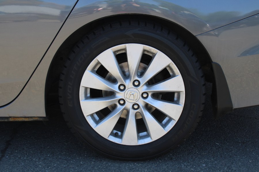 2016 Honda Accord EX-L - Photo 12