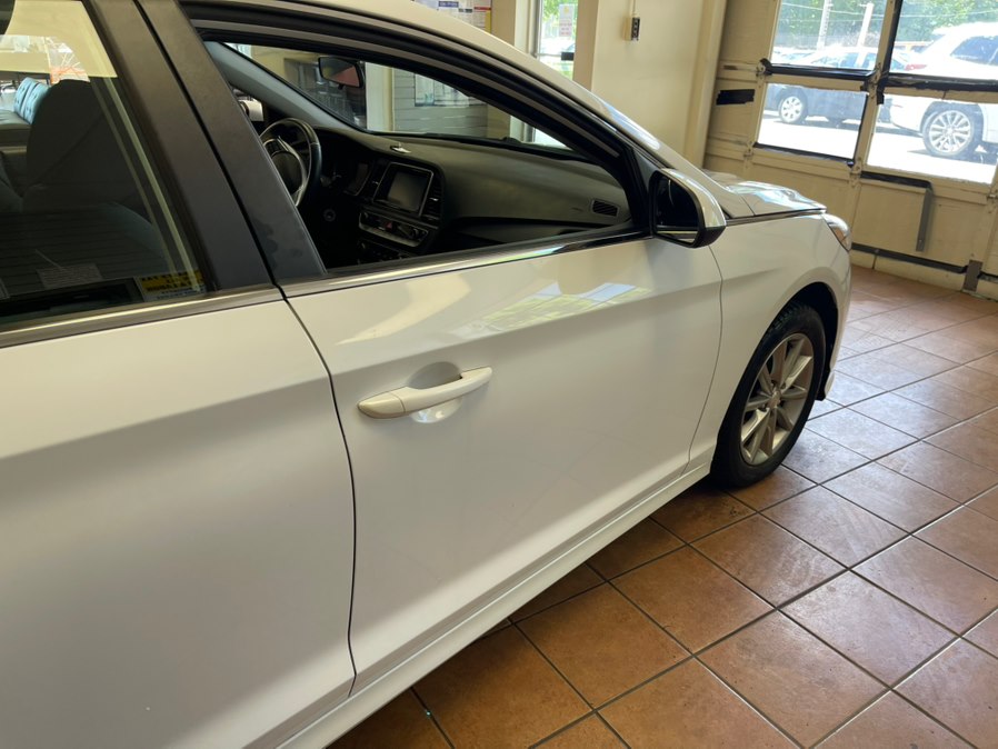 2018 Hyundai Sonata SE - Photo 16