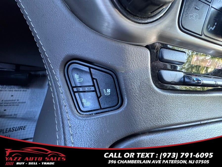 2020 GMC Yukon Denali - Photo 25