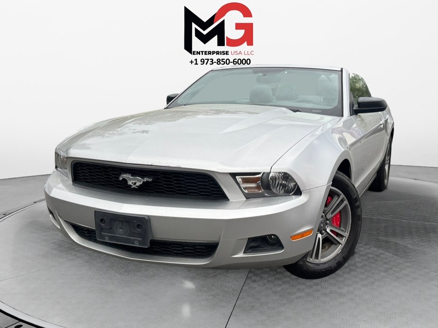 Silver 2012 Ford Mustang V6 Convertible RWD Convertible Rear-Wheel Drive Automatic