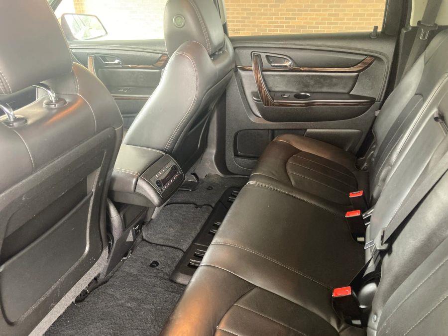 GMC Acadia photo 21