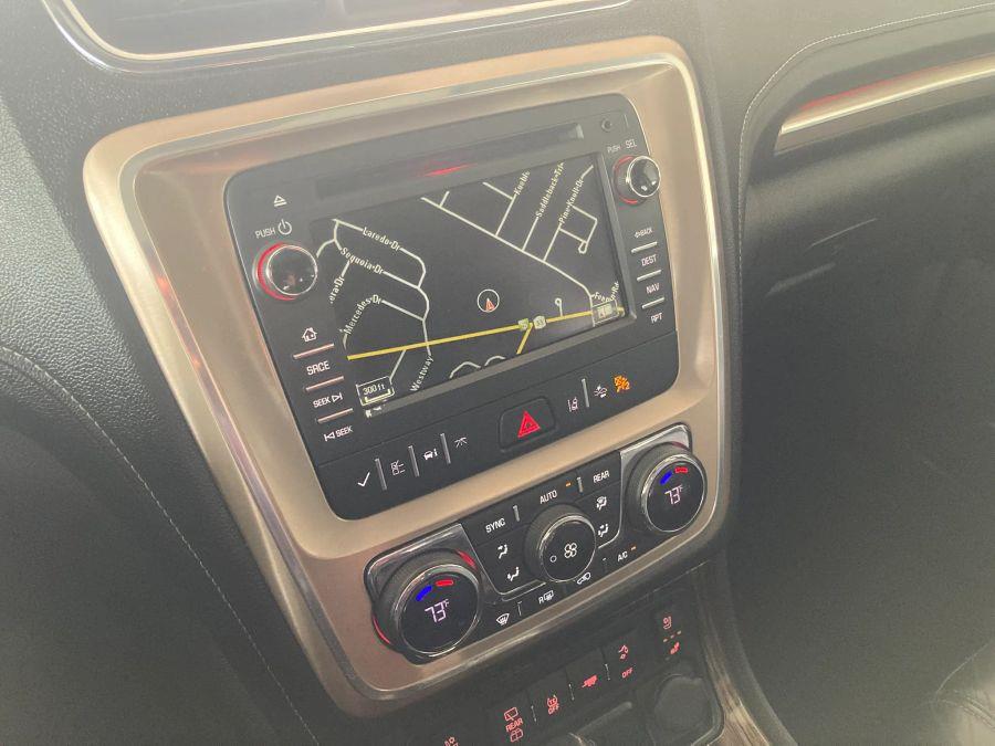 GMC Acadia photo 31